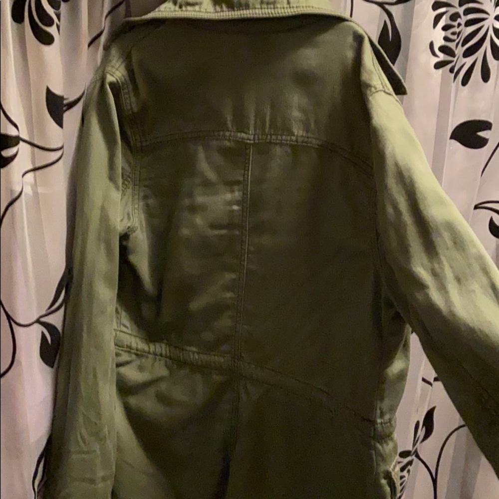 🌈Cute Green Jacket ✨SOLD - Picture 3 of 4